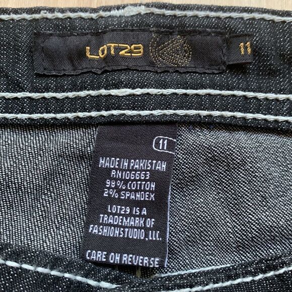 Lot29 Denim Capris  - Picture 3 of 8